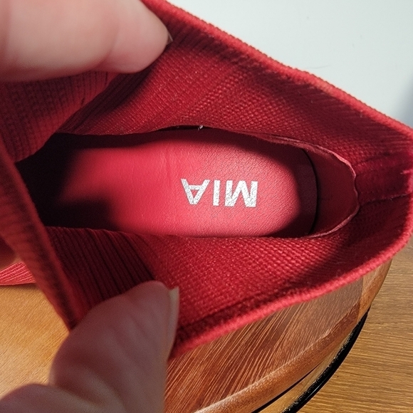 MIA Red sock Knit Stiletto ankle Boots Booties Heels Size 7.5 - Picture 14 of 17